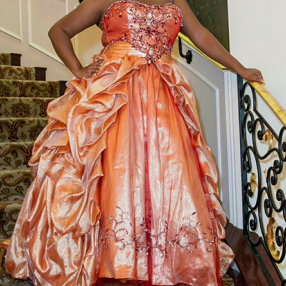 Orange-red Prom/wedding/quinceanera ballgown